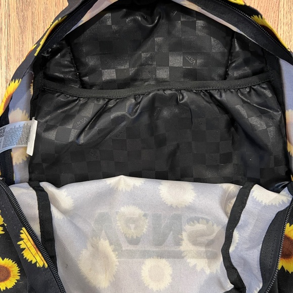 Vans Floral Pattern Backpack - Picture 3 of 4